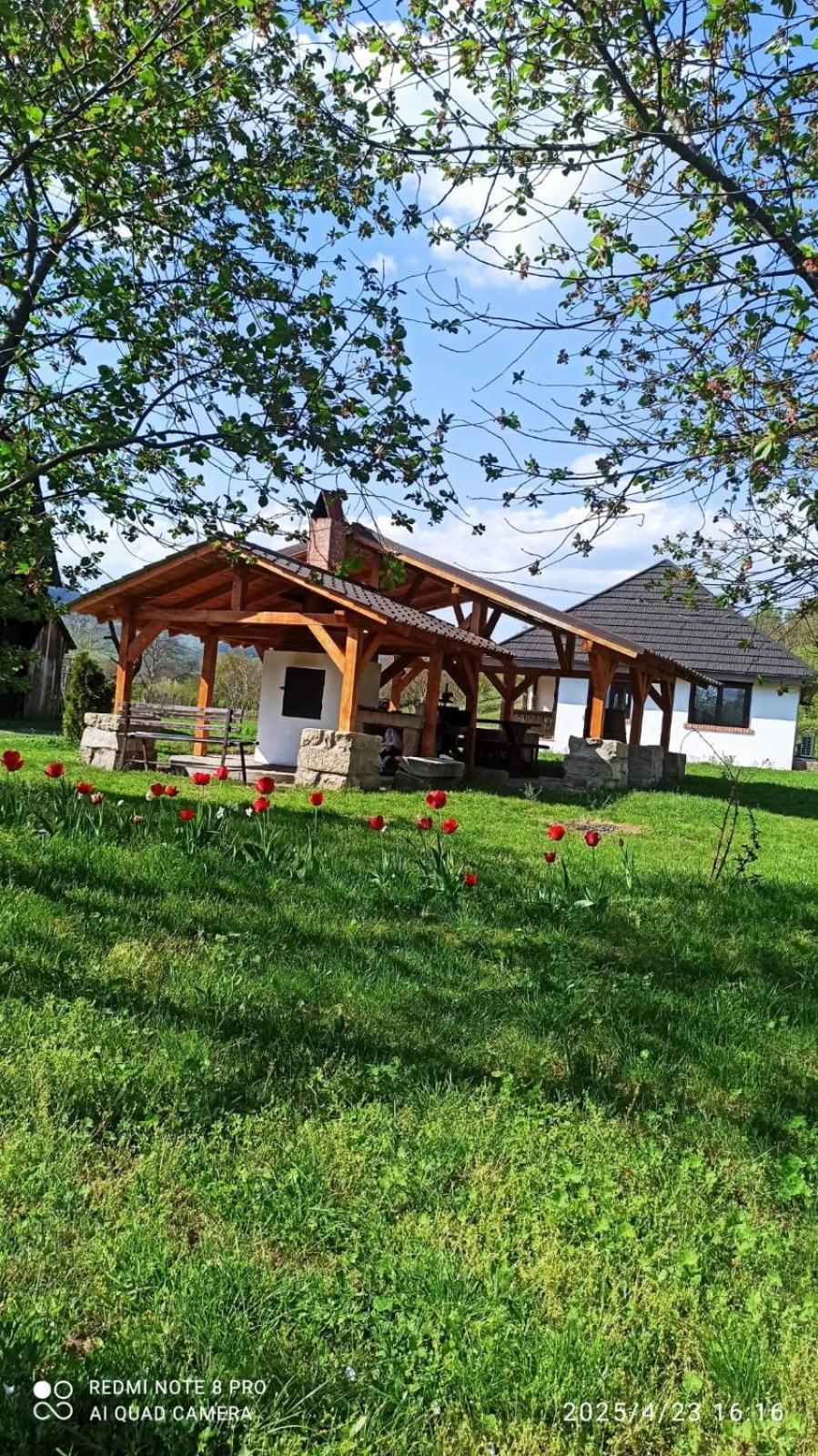 فيلا Casa Livada Bunicii Tîrgu Ocna الغرفة الصورة