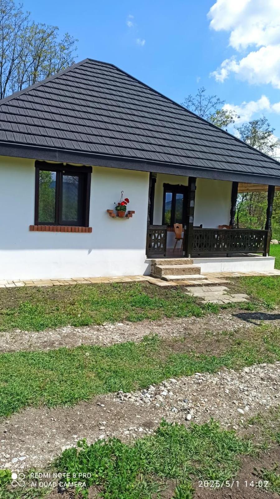 فيلا Casa Livada Bunicii Tîrgu Ocna الغرفة الصورة